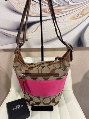 EUC COACH Stripe Rugby Duffle in Pink and Brown Signature Canvas F13362